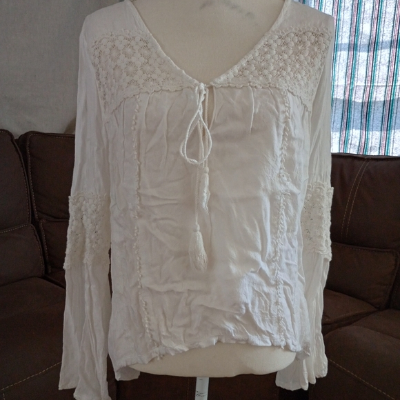 Billabong Tops - Billabong Designer's Closet Long sleeve